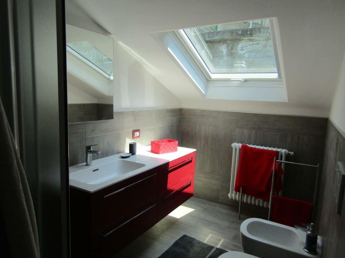 Lucy'S House Appartement Bellano Buitenkant foto