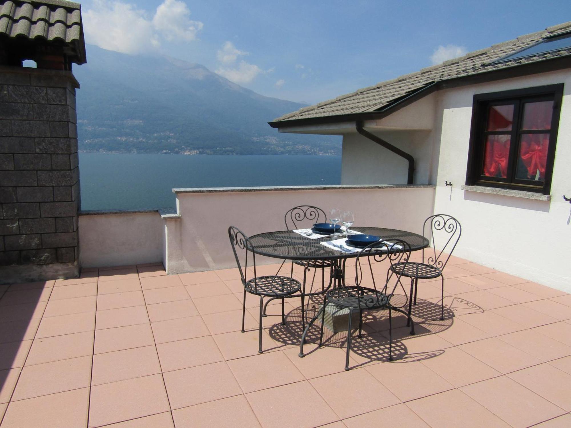 Lucy'S House Appartement Bellano Buitenkant foto