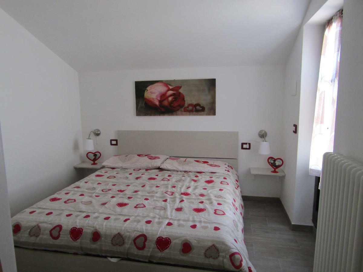 Lucy'S House Appartement Bellano Buitenkant foto